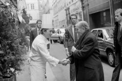 [Voyage du Président François Mitterrand en région lyonnaise. Déjeuner privé chez "Léon de Lyon"]