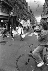 [Manifestation des mouvements antinucléaires à Lyon]