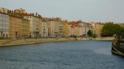 Vue les quais Saint-Vincent et de la pêcherie, Lyon, 2e