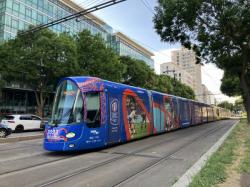 Tram customisé  "Année Rugby dans la Métropole de Lyon"