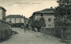 Propières (Rhône). - Hôtel Auplat