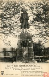 Les Echarmeaux (Rhône). -- Statue de Napoléon Ier
