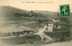 Poule (Rhône). - L'Hôtel de la Gare