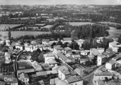 Quincieux (Rhône). - Vue panoramique aérienne