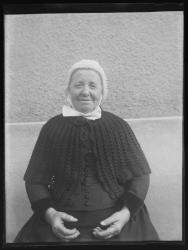 Mme veuve Jeannette Compard, portrait, buste