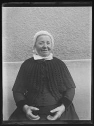 Mme veuve Jeannette Compard, portrait, buste