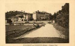 St-Clément-sur-Valsonne (Rhône). - Hameau Pirot