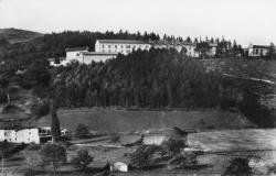 St-Clément-sur-Valsonne (Rhône). - Chapelle de N.-D. de Bon Secours et Maison de Repos