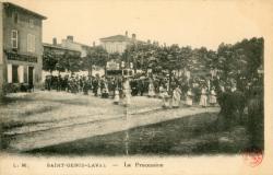Saint-Genis-Laval. - La Procession