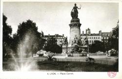 Lyon. - Place Carnot