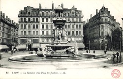 Lyon. - Place des Jacobins. - La Fontaine