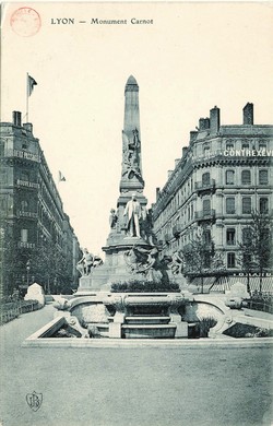 Lyon. - Monument Carnot