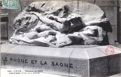 Lyon. - Monument du Rhône et de la Saône (Palais de la Bourse)