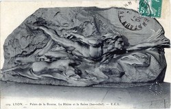 Lyon. - Palais de la Bourse. - Le Rhône et la Saône (bas-relief)