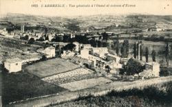 L'Arbresle (Rhône). - Vue générale à l'Ouest et coteau d'Eveux