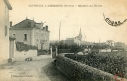 Civrieux-d'Azergues (Rhône). - Chemin du bourg