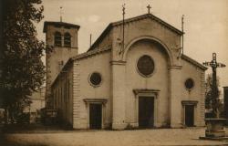 Ampuis (Rhône). - L'église