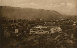 Ampuis (Rhône). - Vue générale et biscuiterie Heubeurlay