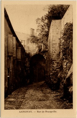 Annonay (Ardèche). - Rue de Bourgville