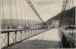 Andance-sur-Rhône (Ardèche). - Vue prise du Pont