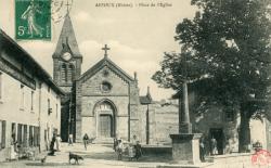 Affoux (Rhône). - Place de l'église