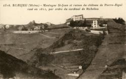 Beaujeu (Rhône). - Montagne St-Jean et ruines du château de Pierre-Aiguë rasé en 1611, par ordre du cardinal de Richelieu