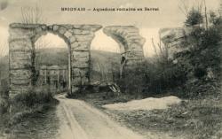Brignais (Rhône). - Aqueducs romains en Barret