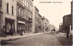 Rive-de-Gier (Loire). - Rue de Lyon