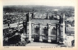 Lyon. - Basilique de N.-D. de Fourvière. - Vue latérale