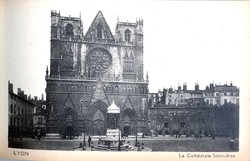 Lyon. - La Cathédrale Saint-Jean