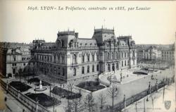 Lyon. - La Préfecture, construite en 1885, par Louvier