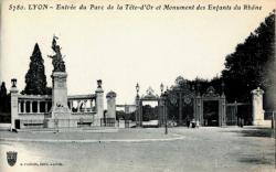 Lyon. - Entrée du Parc de la Tête-d'Or et Monument des Enfants du Rhône