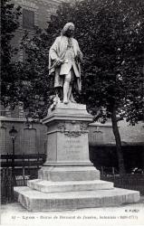 Lyon. - Statue de Bernard de Jussieu, botaniste (1699-1777)