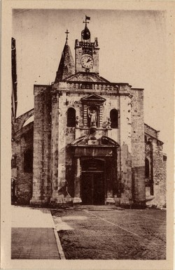 Bourg-Saint-Andéol (Ardèche). - Façade de l'Eglise