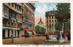 Saint-Etienne (Loire). - Place Dorian. - Au fond; l'Hôtel de Ville