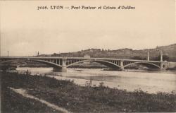 Lyon. - Pont Pasteur et coteau d'Oullins