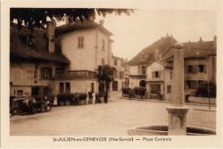 St-Julien-en-Genevois (Hte-Savoie). - Place Centrale