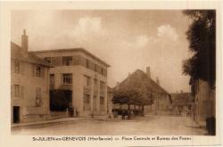 St-Julien-en-Genevois (Hte-Savoie). - Place Centrale et Bureau des Postes