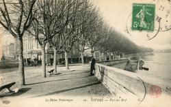 Givors (Rhône). - Port du Bief