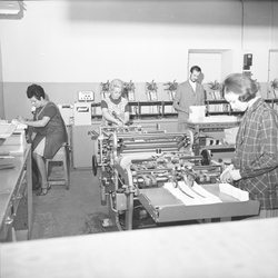Ateliers de travail de l'imprimerie Auguste Crétin