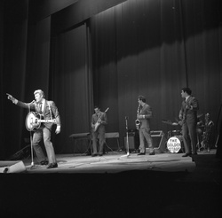 [Johnny Hallyday au Théâtre des Célestins]