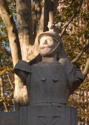 [Monument à la gloire de la cavalerie]