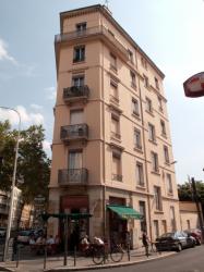 Un immeuble avenue Félix-Faure, Café-restaurant Le Frankfurt