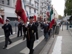 Rue Michel-Servet : défilé pour l'anniversaire de la libération de Villeurbanne (3 septembre 1944)