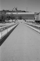 [Palais de justice de Lyon]