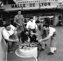 [Les écaillers de la Halle de Lyon]