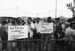 [Procès Klaus Barbie : manifestation de la communauté tzigane]