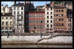 Immeubles en bord de Saône