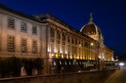 L'ancien hôpital de l'Hôtel-Dieu, vu de nuit