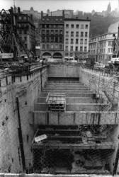 [Chantier de la ligne D du métro de l'agglomération lyonnaise]